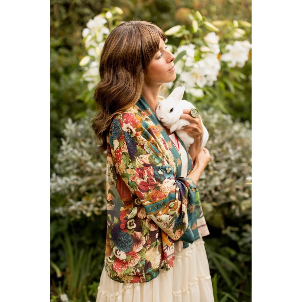 Market of Stars Stay Gold Kimono Cardigan One Size Bees Scrolls Rabbits Boho B6 - Picture 5 of 13